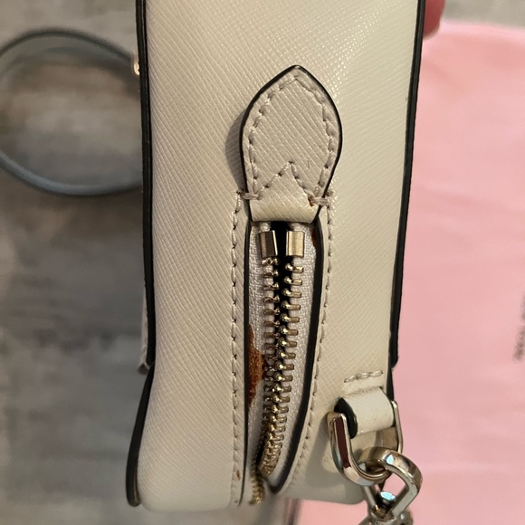 Kate Spade Cream Crossbody Bag - Picture 9 of 12